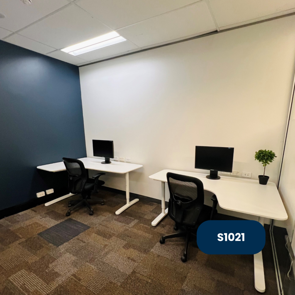 4-person private office space