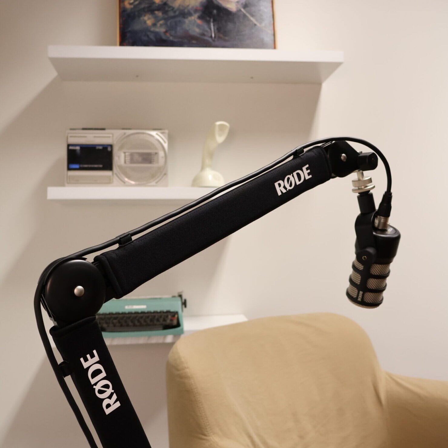 Rode Mic Stand in podcast studio
