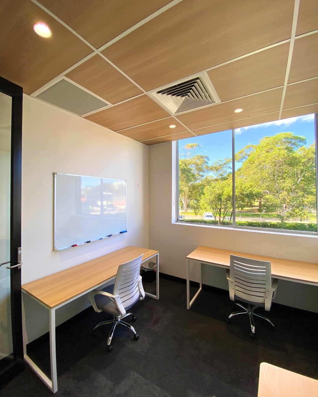 Furnished private office for rent at Main Office Eastgardens Sydney